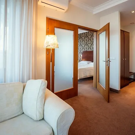 Hotel Kuracyjny & Wellness 3*