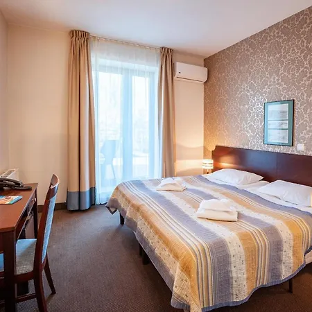 Kuracyjny & Wellness 3* Gdynia