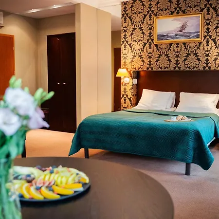 Kuracyjny & Wellness 3*