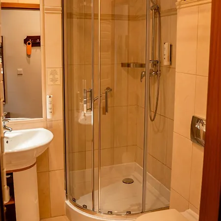 Szálloda Kuracyjny & Wellness 3*